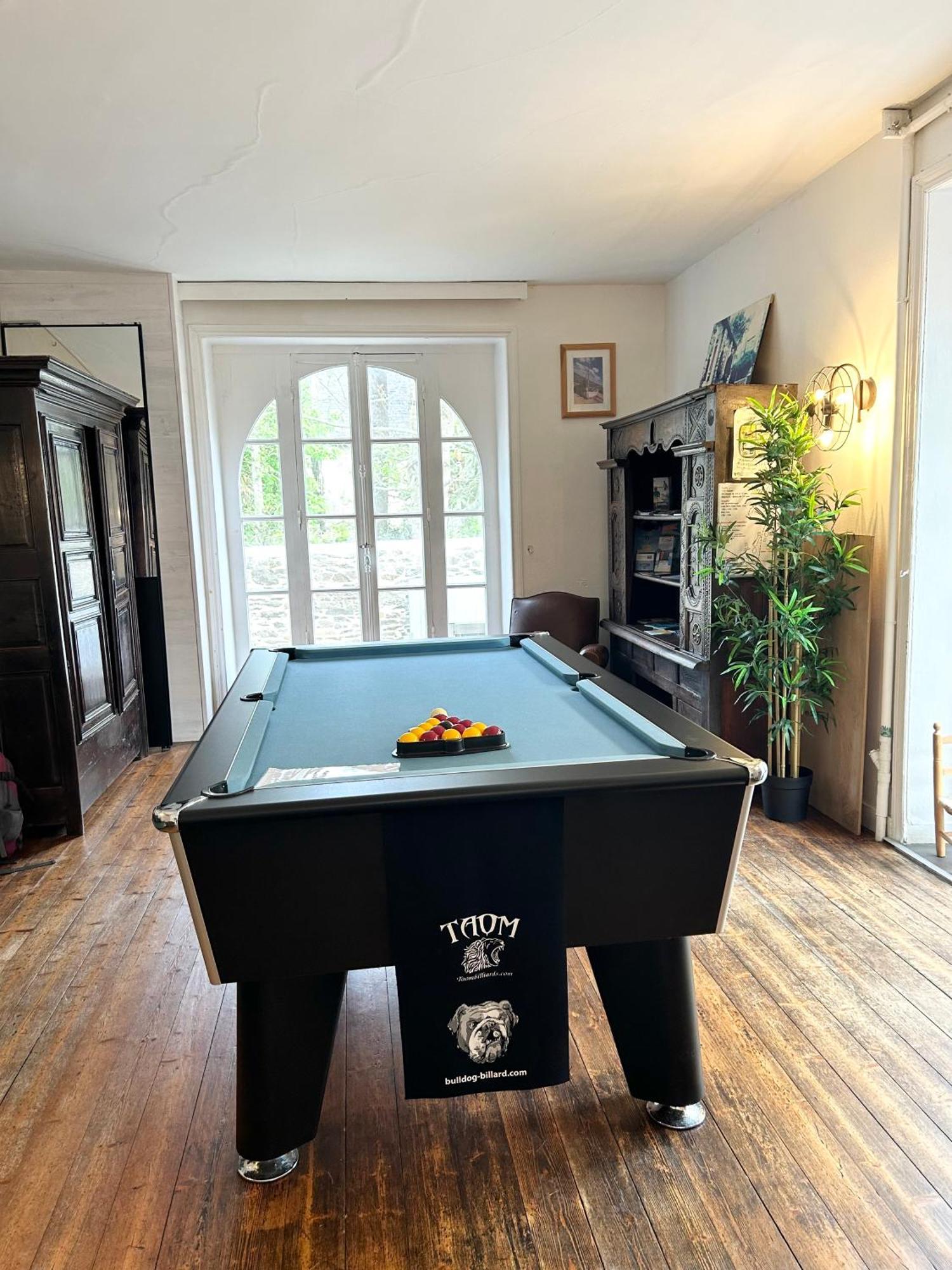Hotel D'Angleterre Roscoff Bagian luar foto